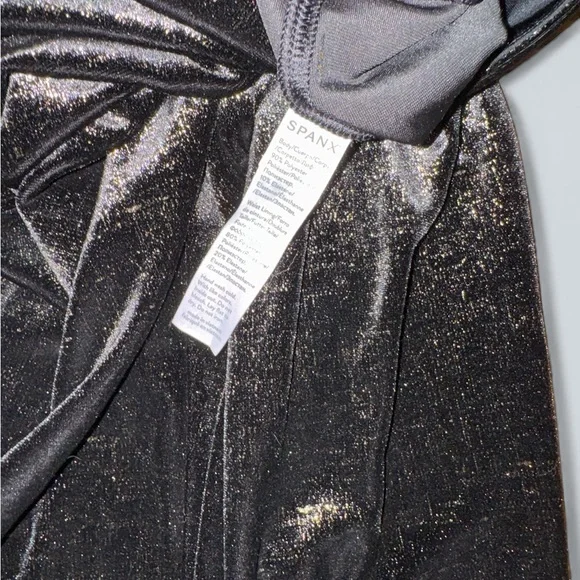 SPANX Metallic High Rise Leggings - Picture 6 of 6